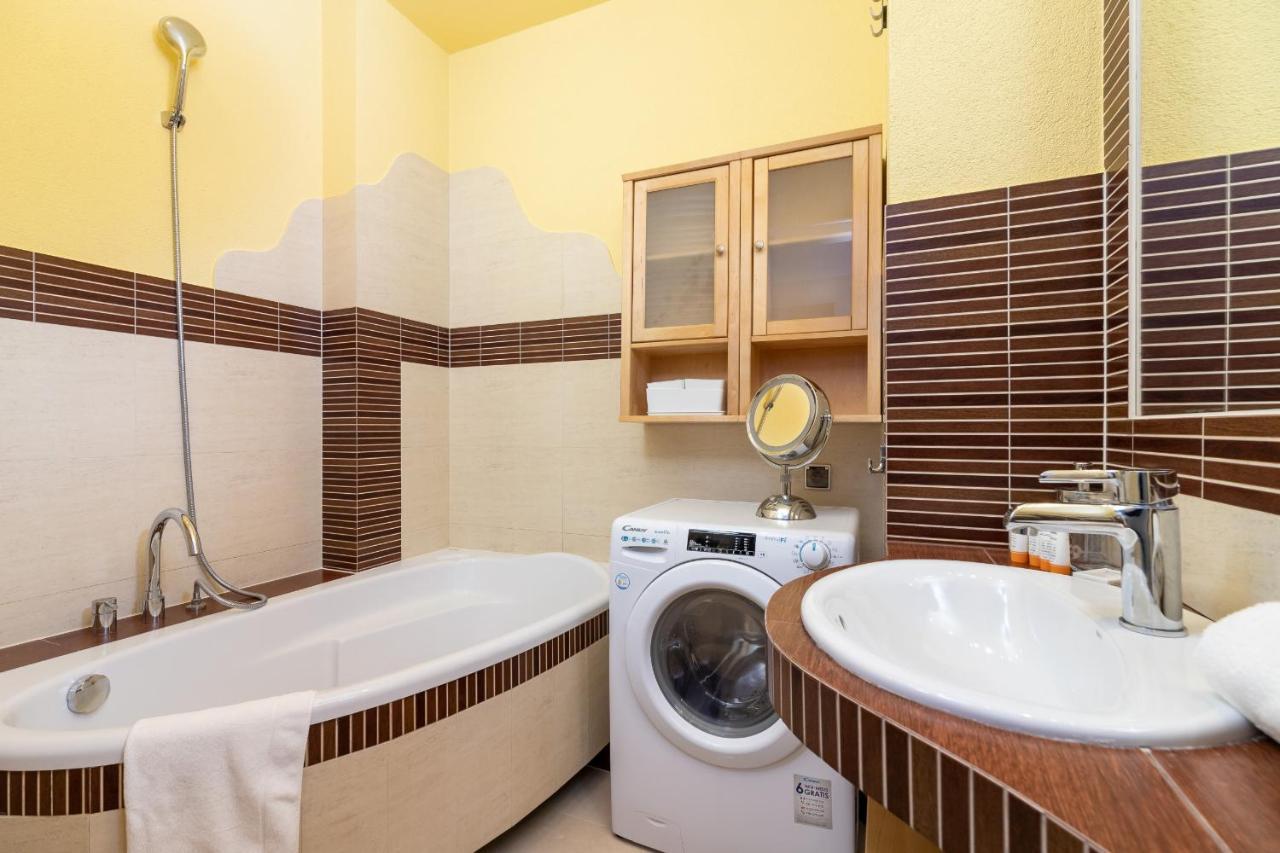 Slowacki Avenue Family By Renters Apartament *