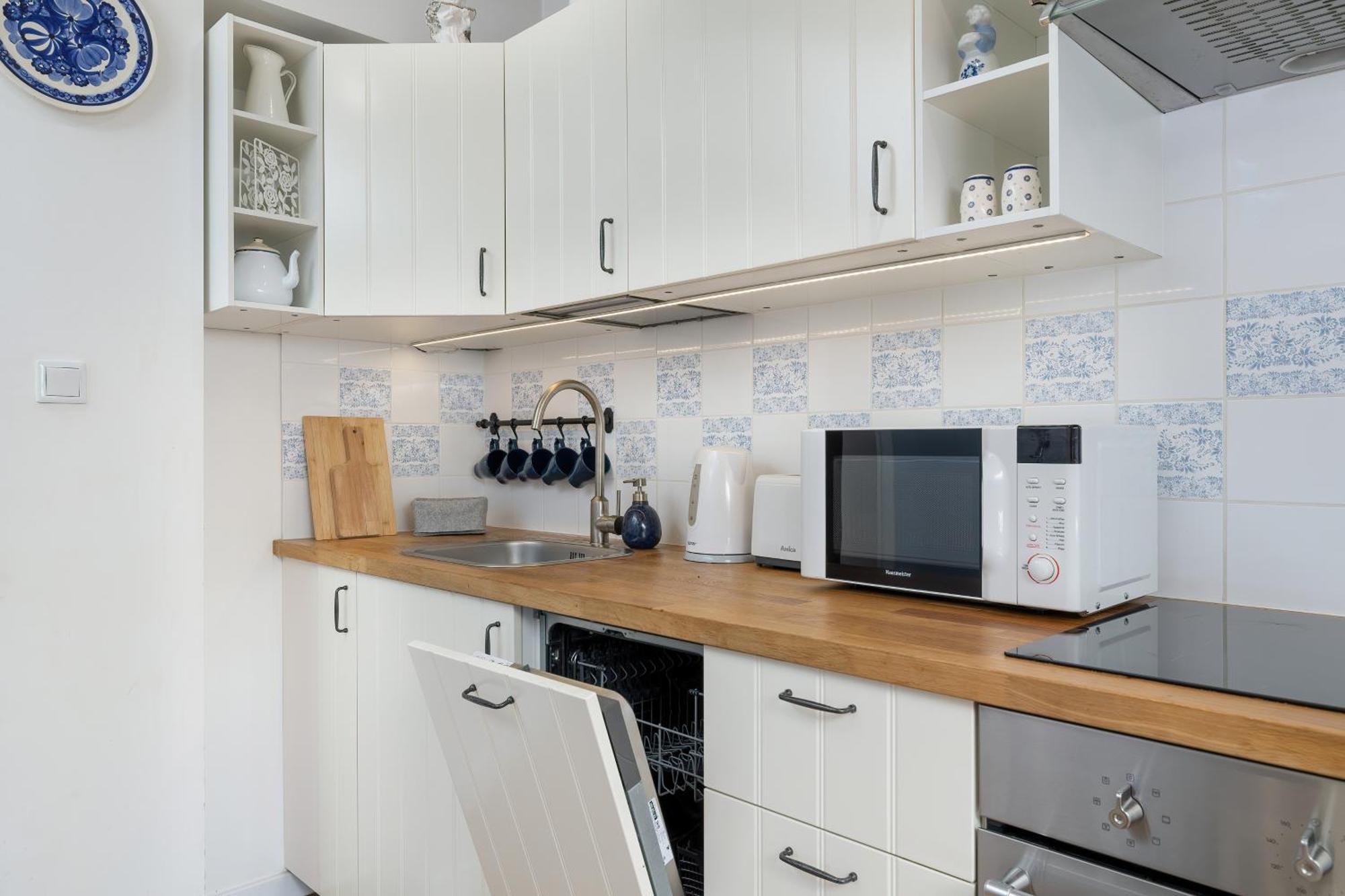 Slowacki Avenue Family By Renters Apartament